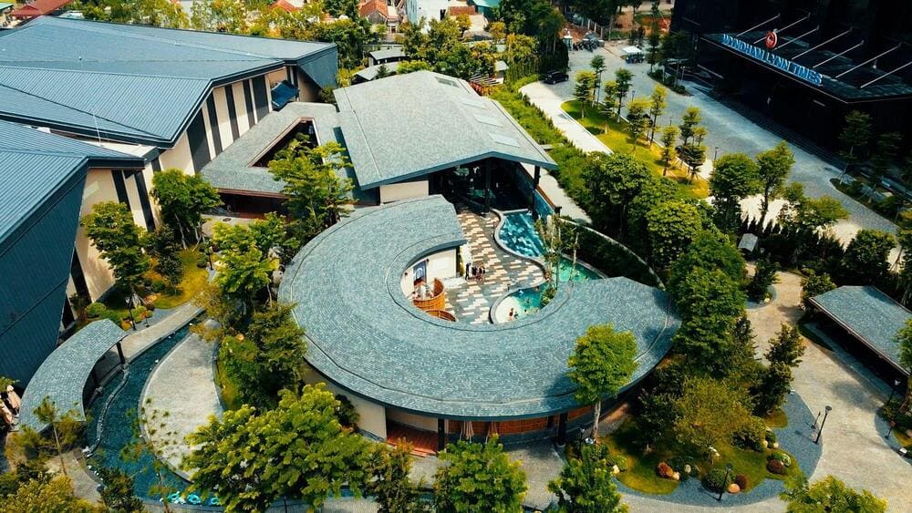 Khuôn viên bên trong Lynn Times được xây dựng hài hòa với thiên nhiên (Nguồn: Lynn Times Thanh Thuy)